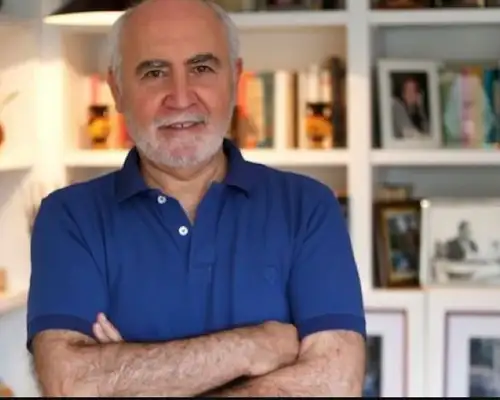 Erdal Öz Edebiyat Ödülü'nün sahibi Mehmet Eroğlu